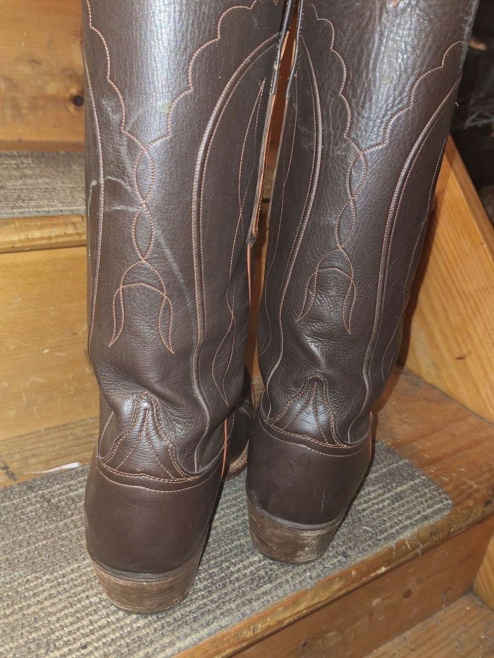 Lucchese Classics Handmade Brown Calfskin Men's Cowboy Boots 10.5 D L1680 - Picture 5 of 10